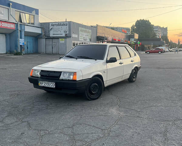 Бежевый ВАЗ 2109, объемом двигателя 1.3 л и пробегом 300 тыс. км за 1300 $, фото 1 на Automoto.ua