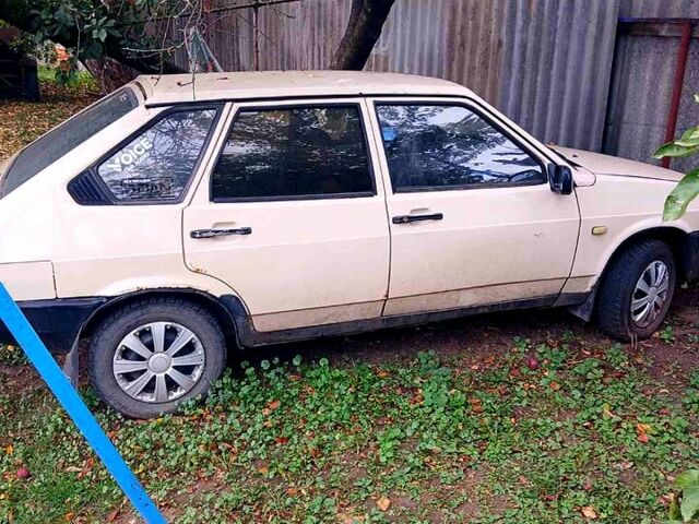 Бежевий ВАЗ 2109, об'ємом двигуна 1.3 л та пробігом 111 тис. км за 800 $, фото 1 на Automoto.ua