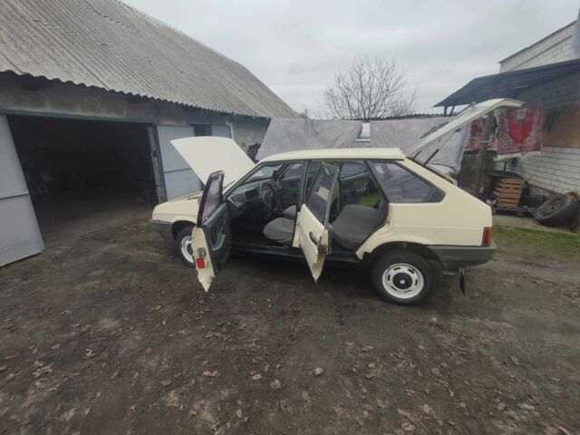 Бежевий ВАЗ 2109, об'ємом двигуна 1.5 л та пробігом 1000 тис. км за 665 $, фото 1 на Automoto.ua