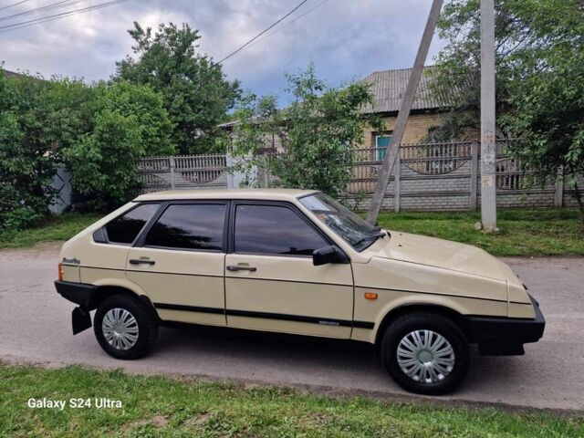 Бежевий ВАЗ 2109, об'ємом двигуна 0 л та пробігом 100 тис. км за 1599 $, фото 1 на Automoto.ua
