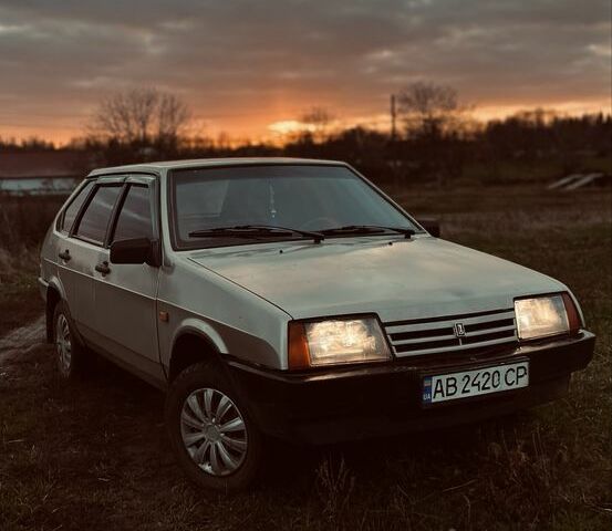 Бежевый ВАЗ 2109, объемом двигателя 1.5 л и пробегом 142 тыс. км за 1500 $, фото 1 на Automoto.ua