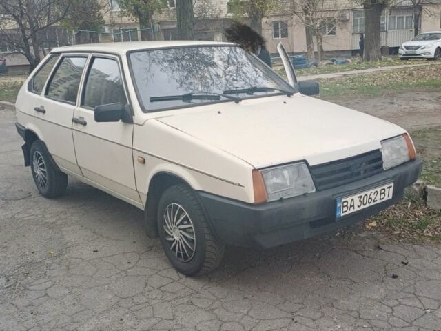 Бежевый ВАЗ 2109, объемом двигателя 1.3 л и пробегом 115 тыс. км за 850 $, фото 1 на Automoto.ua