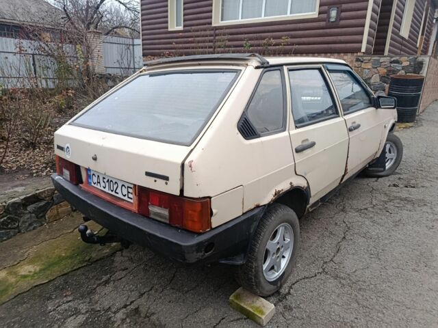 Бежевый ВАЗ 2109, объемом двигателя 1.3 л и пробегом 100 тыс. км за 550 $, фото 1 на Automoto.ua