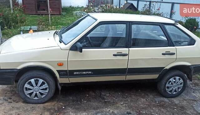 Бежевый ВАЗ 2109, объемом двигателя 1.29 л и пробегом 222 тыс. км за 1100 $, фото 1 на Automoto.ua