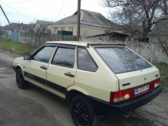 Бежевий ВАЗ 2109, об'ємом двигуна 1.3 л та пробігом 90 тис. км за 1016 $, фото 1 на Automoto.ua