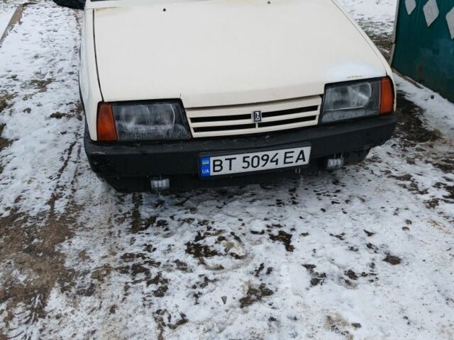 Бежевый ВАЗ 2109, объемом двигателя 1.5 л и пробегом 1 тыс. км за 1050 $, фото 1 на Automoto.ua