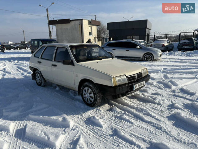 Бежевый ВАЗ 2109, объемом двигателя 1.5 л и пробегом 190 тыс. км за 800 $, фото 1 на Automoto.ua