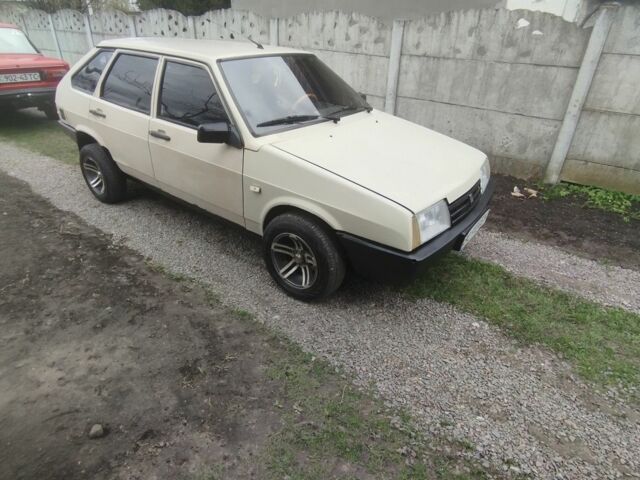 Бежевий ВАЗ 2109, об'ємом двигуна 1.3 л та пробігом 181 тис. км за 852 $, фото 1 на Automoto.ua