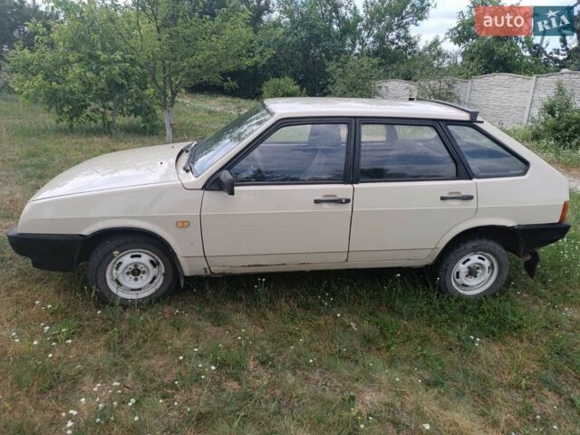 Бежевый ВАЗ 2109, объемом двигателя 1.5 л и пробегом 180 тыс. км за 1350 $, фото 1 на Automoto.ua