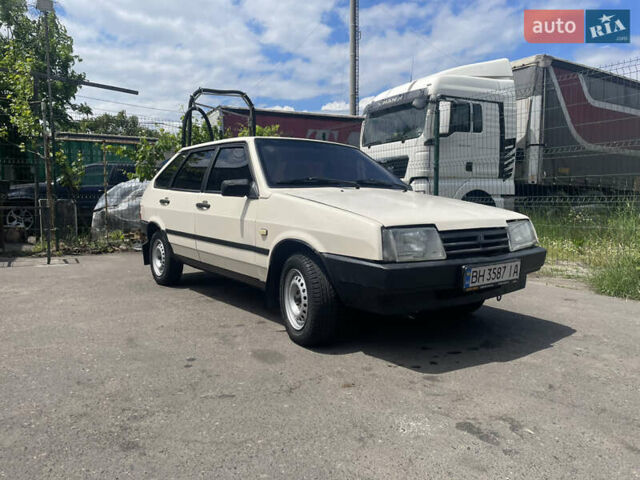 Бежевий ВАЗ 2109, об'ємом двигуна 1.5 л та пробігом 280 тис. км за 1400 $, фото 1 на Automoto.ua