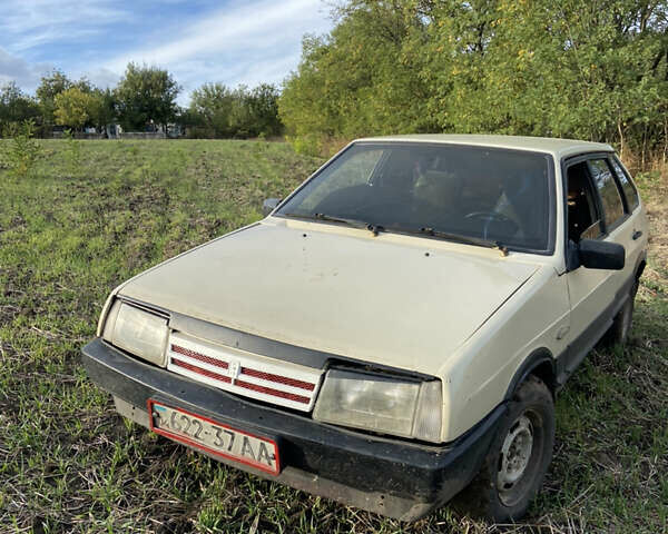 Бежевый ВАЗ 2109, объемом двигателя 1.3 л и пробегом 50 тыс. км за 602 $, фото 1 на Automoto.ua
