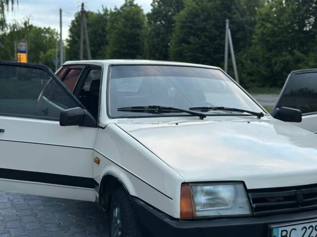 Бежевый ВАЗ 2109, объемом двигателя 1.5 л и пробегом 70 тыс. км за 832 $, фото 1 на Automoto.ua