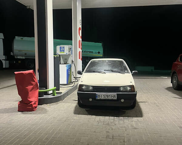 Бежевий ВАЗ 2109, об'ємом двигуна 1.5 л та пробігом 300 тис. км за 1300 $, фото 1 на Automoto.ua