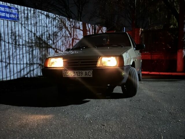 Бежевий ВАЗ 2109, об'ємом двигуна 0 л та пробігом 300 тис. км за 923 $, фото 1 на Automoto.ua