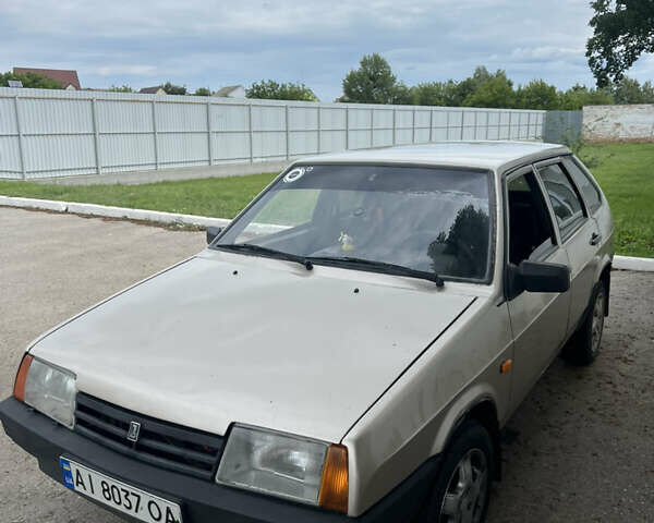 Бежевый ВАЗ 2109, объемом двигателя 1.5 л и пробегом 300 тыс. км за 700 $, фото 1 на Automoto.ua