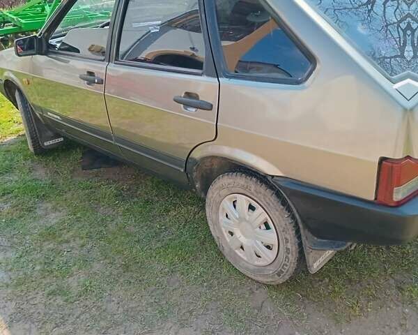 Бежевый ВАЗ 2109, объемом двигателя 1.5 л и пробегом 150 тыс. км за 1990 $, фото 1 на Automoto.ua