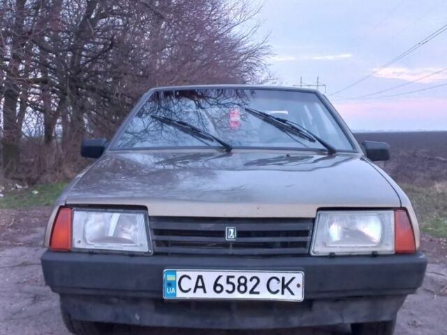 Бежевый ВАЗ 2109, объемом двигателя 1.5 л и пробегом 260 тыс. км за 750 $, фото 1 на Automoto.ua