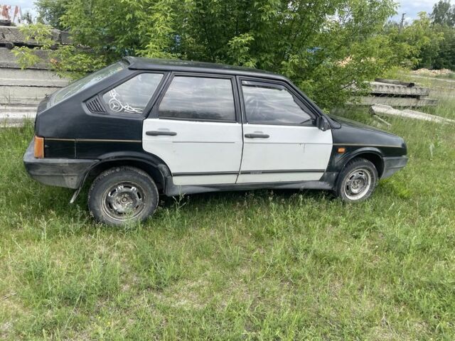 Черный ВАЗ 2109, объемом двигателя 1.3 л и пробегом 69 тыс. км за 371 $, фото 1 на Automoto.ua