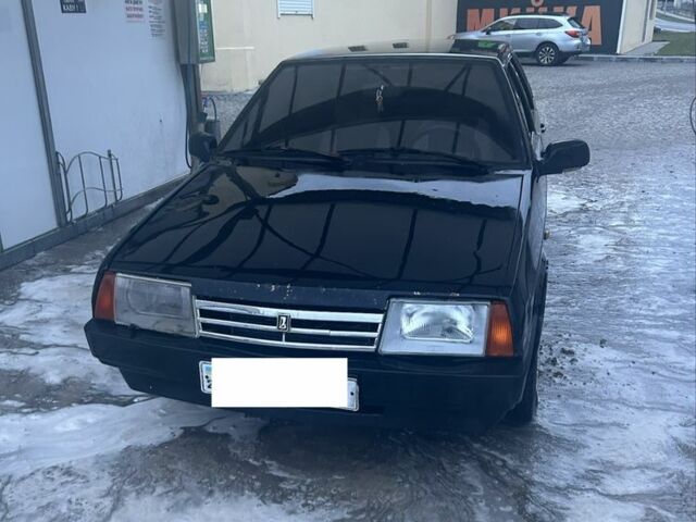 Чорний ВАЗ 2109, об'ємом двигуна 1.5 л та пробігом 266 тис. км за 828 $, фото 1 на Automoto.ua