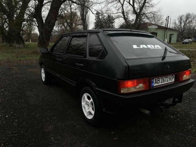 Черный ВАЗ 2109, объемом двигателя 1.3 л и пробегом 70 тыс. км за 1100 $, фото 1 на Automoto.ua