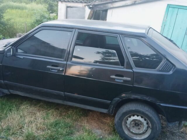 Чорний ВАЗ 2109, об'ємом двигуна 1 л та пробігом 300 тис. км за 1150 $, фото 1 на Automoto.ua