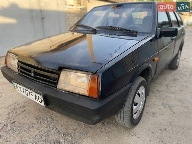 Черный ВАЗ 2109, объемом двигателя 1.5 л и пробегом 250 тыс. км за 680 $, фото 1 на Automoto.ua
