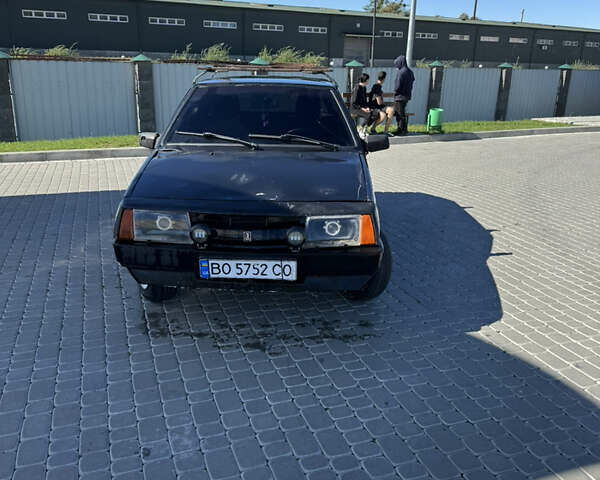 Черный ВАЗ 2109, объемом двигателя 1.5 л и пробегом 200 тыс. км за 750 $, фото 1 на Automoto.ua