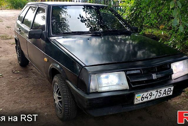Черный ВАЗ 2109, объемом двигателя 1.3 л и пробегом 180 тыс. км за 775 $, фото 1 на Automoto.ua