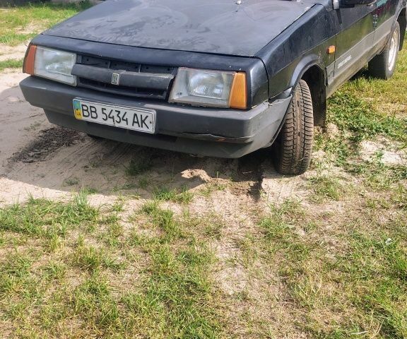 Черный ВАЗ 2109, объемом двигателя 0 л и пробегом 491 тыс. км за 964 $, фото 1 на Automoto.ua