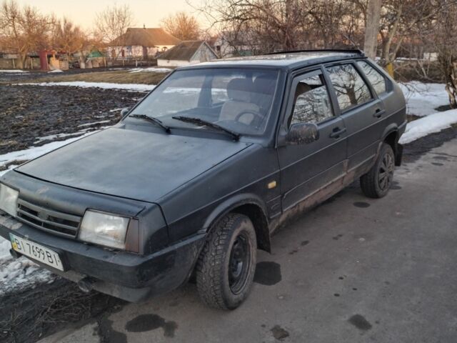 Черный ВАЗ 2109, объемом двигателя 1 л и пробегом 111 тыс. км за 800 $, фото 1 на Automoto.ua