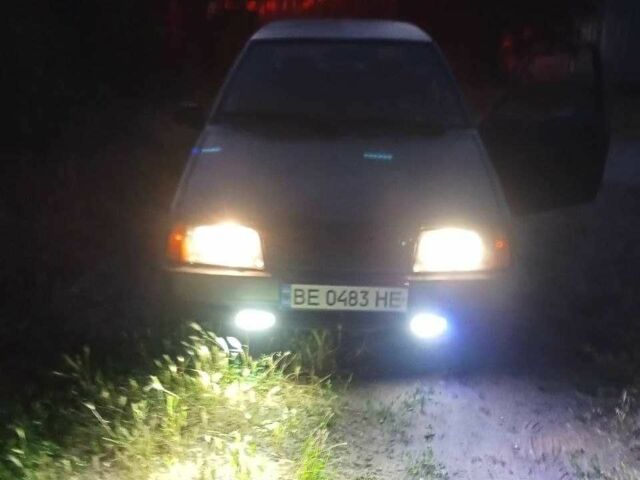 Чорний ВАЗ 2109, об'ємом двигуна 1.3 л та пробігом 250 тис. км за 700 $, фото 1 на Automoto.ua