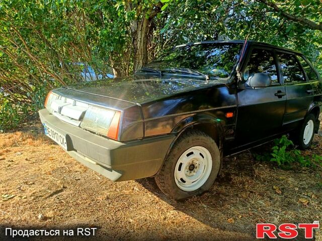 Черный ВАЗ 2109, объемом двигателя 1.5 л и пробегом 20 тыс. км за 800 $, фото 1 на Automoto.ua