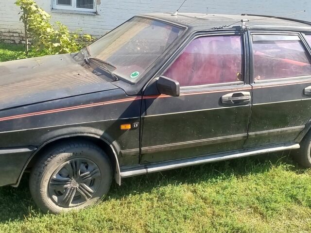 Черный ВАЗ 2109, объемом двигателя 0 л и пробегом 200 тыс. км за 700 $, фото 1 на Automoto.ua