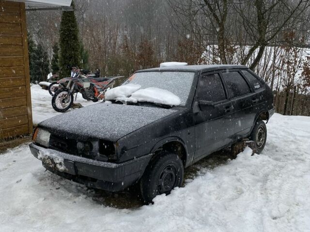 Черный ВАЗ 2109, объемом двигателя 1.3 л и пробегом 1000 тыс. км за 650 $, фото 1 на Automoto.ua