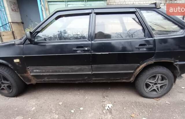 Чорний ВАЗ 2109, об'ємом двигуна 1.5 л та пробігом 200 тис. км за 750 $, фото 1 на Automoto.ua