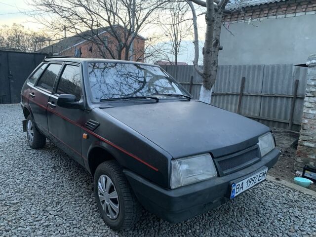 Черный ВАЗ 2109, объемом двигателя 1.5 л и пробегом 70 тыс. км за 750 $, фото 1 на Automoto.ua