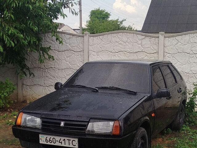 Чорний ВАЗ 2109, об'ємом двигуна 1.5 л та пробігом 380 тис. км за 950 $, фото 1 на Automoto.ua