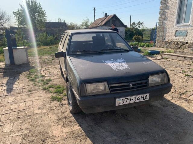 Черный ВАЗ 2109, объемом двигателя 0 л и пробегом 300 тыс. км за 750 $, фото 1 на Automoto.ua