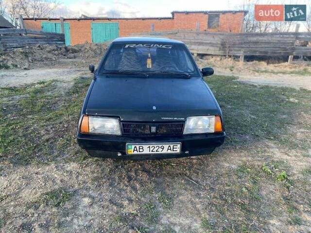 Черный ВАЗ 2109, объемом двигателя 1.5 л и пробегом 90 тыс. км за 750 $, фото 1 на Automoto.ua