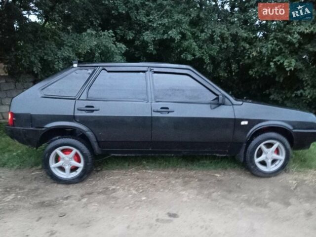 Черный ВАЗ 2109, объемом двигателя 0 л и пробегом 300 тыс. км за 1650 $, фото 1 на Automoto.ua