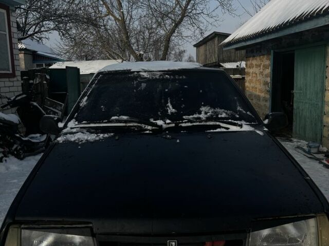 Черный ВАЗ 2109, объемом двигателя 1.5 л и пробегом 117 тыс. км за 807 $, фото 1 на Automoto.ua