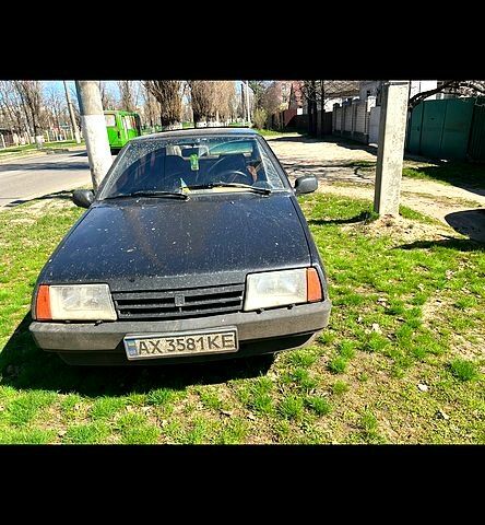 Чорний ВАЗ 2109, об'ємом двигуна 1.5 л та пробігом 200 тис. км за 1000 $, фото 1 на Automoto.ua