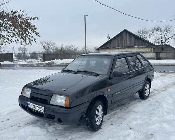 Черный ВАЗ 2109, объемом двигателя 1.5 л и пробегом 200 тыс. км за 1800 $, фото 1 на Automoto.ua