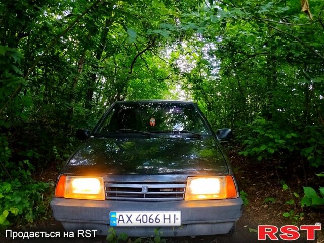 Черный ВАЗ 2109, объемом двигателя 1.5 л и пробегом 200 тыс. км за 750 $, фото 1 на Automoto.ua