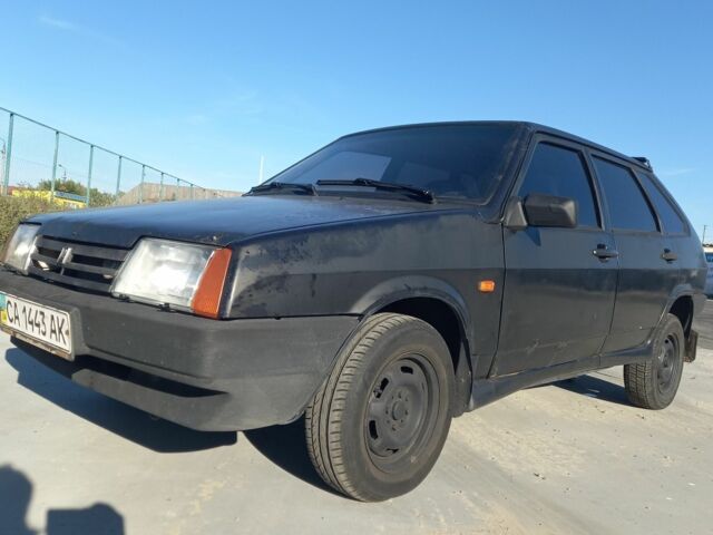 Черный ВАЗ 2109, объемом двигателя 0 л и пробегом 200 тыс. км за 900 $, фото 1 на Automoto.ua