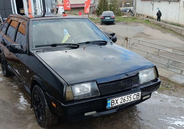 Чорний ВАЗ 2109, об'ємом двигуна 1.5 л та пробігом 215 тис. км за 1400 $, фото 1 на Automoto.ua