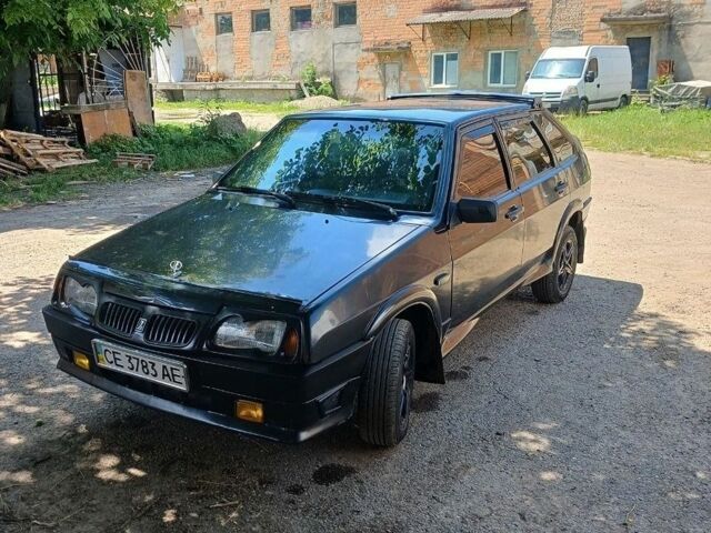 Чорний ВАЗ 2109, об'ємом двигуна 1.5 л та пробігом 322 тис. км за 2000 $, фото 1 на Automoto.ua