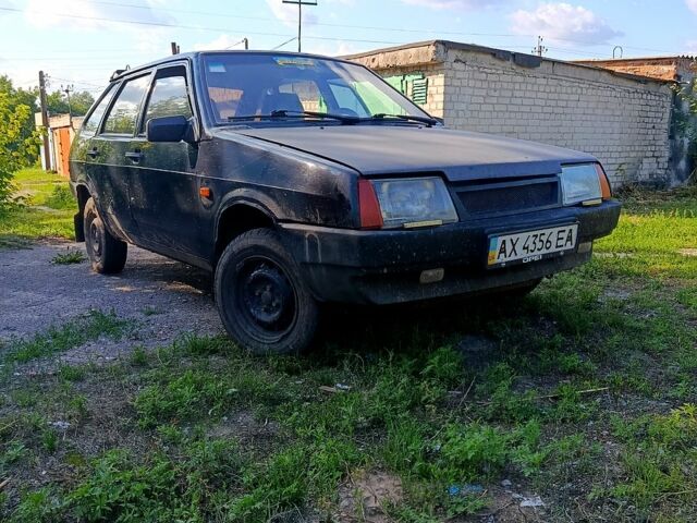Чорний ВАЗ 2109, об'ємом двигуна 1.6 л та пробігом 320 тис. км за 900 $, фото 1 на Automoto.ua