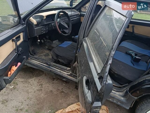 Черный ВАЗ 2109, объемом двигателя 1.5 л и пробегом 244 тыс. км за 500 $, фото 1 на Automoto.ua