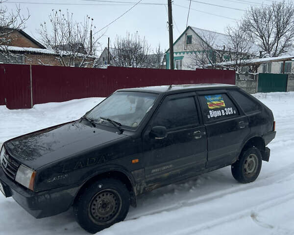 Чорний ВАЗ 2109, об'ємом двигуна 1.6 л та пробігом 300 тис. км за 847 $, фото 1 на Automoto.ua